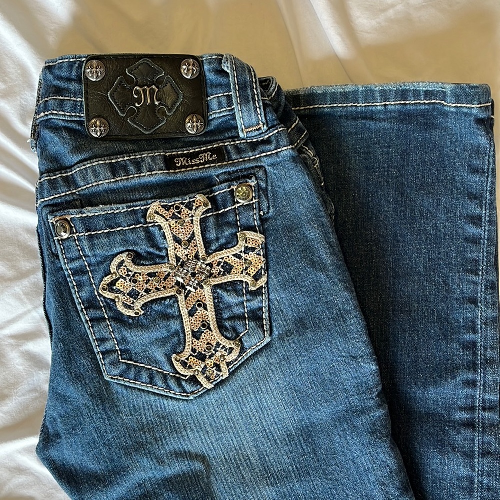 Miss Me straight leg jeans